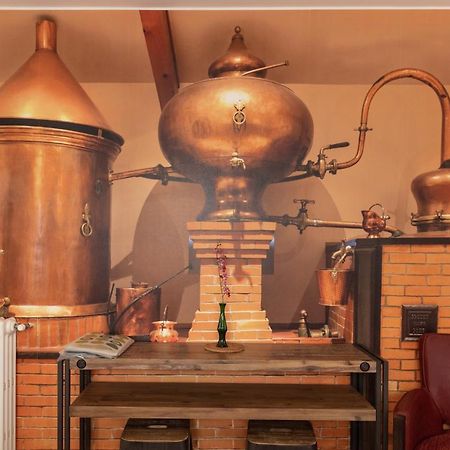 Maison De Ville 2 Chambres "Alambic" Жонзак Екстериор снимка