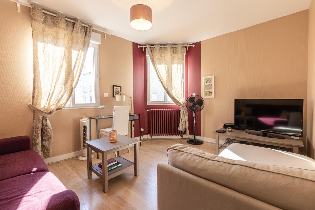 Maison De Ville 2 Chambres "Alambic" Жонзак Екстериор снимка